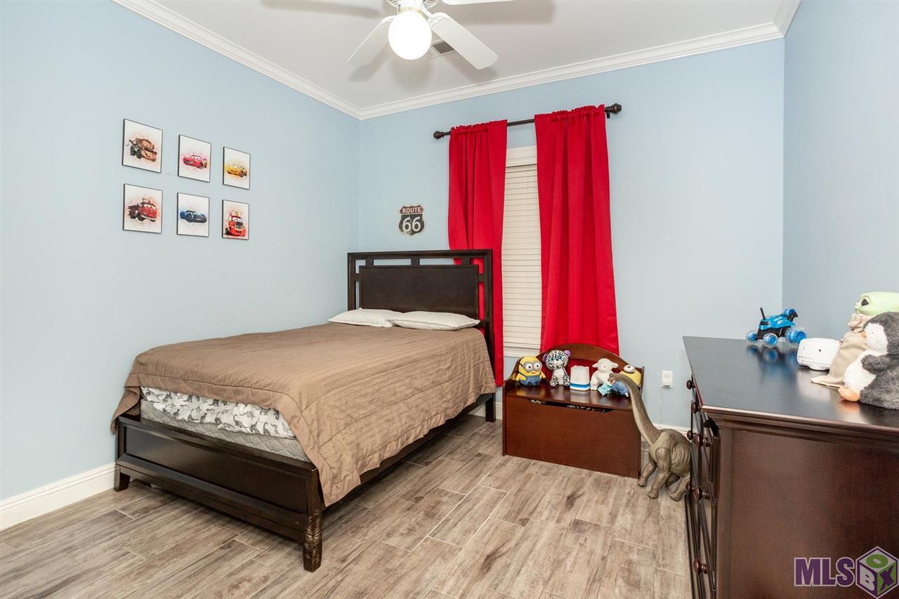 10136 Springtree Avenue Baton Rouge, LA 70810 - Photo 11 of 14 Gallery Image 11