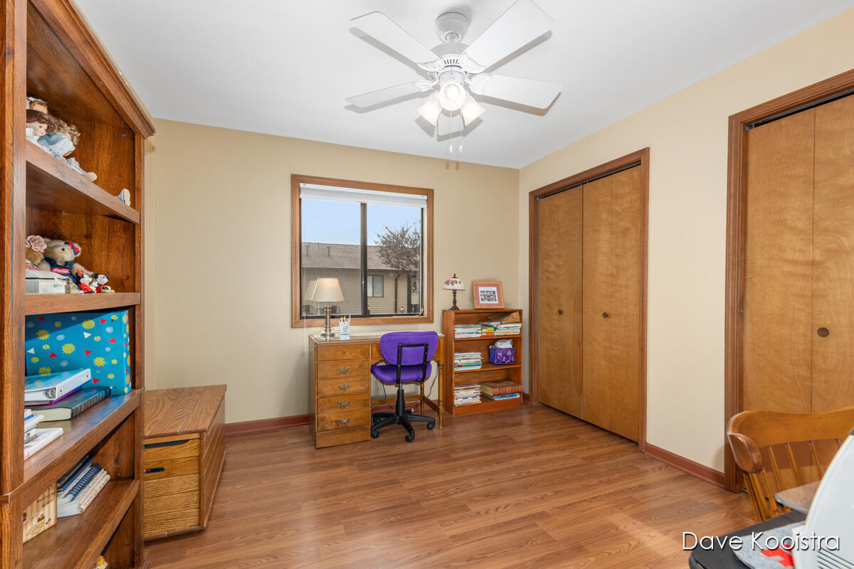 5064 Green Meadow Road Kalamazoo, MI 49009 - Photo 15 of 33 IMG_1010