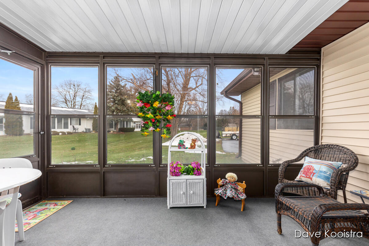 5064 Green Meadow Road Kalamazoo, MI 49009 - Photo 20 of 33 IMG_1015