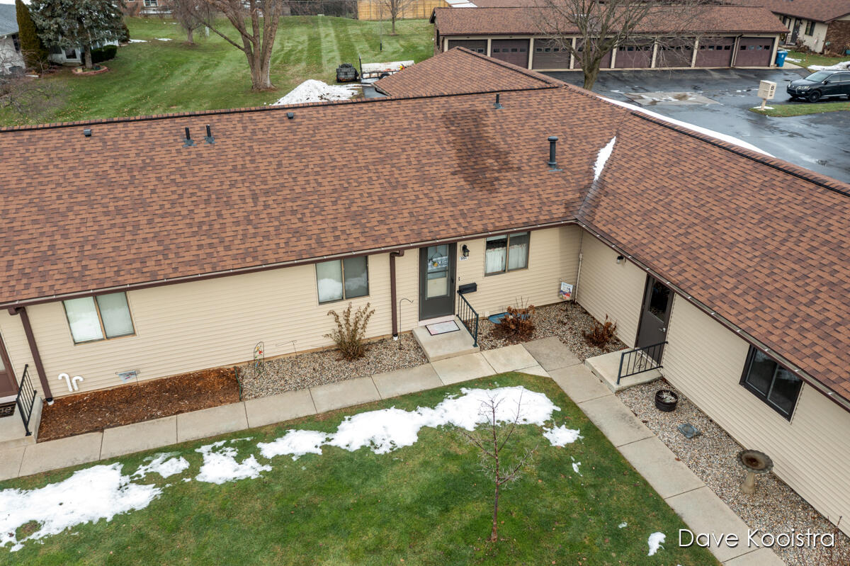 5064 Green Meadow Road Kalamazoo, MI 49009 - Photo 22 of 33 IMG_1020