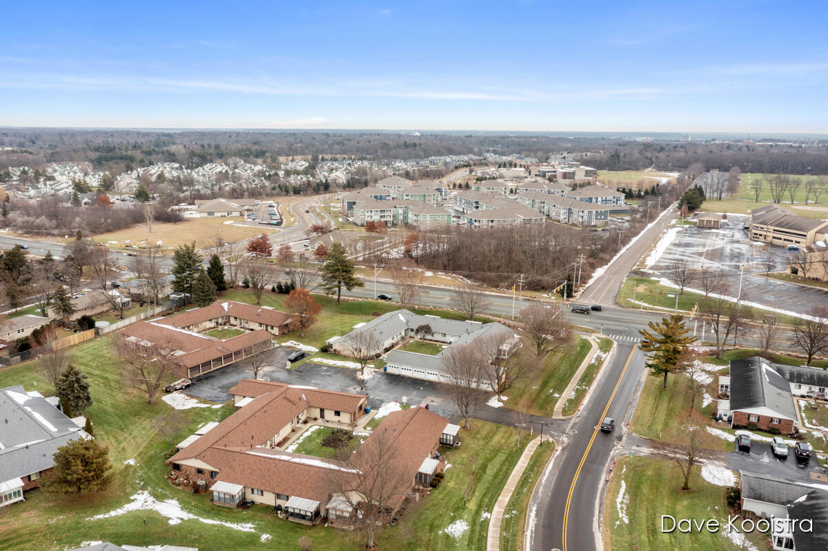 5064 Green Meadow Road Kalamazoo, MI 49009 - Photo 29 of 33 IMG_1027