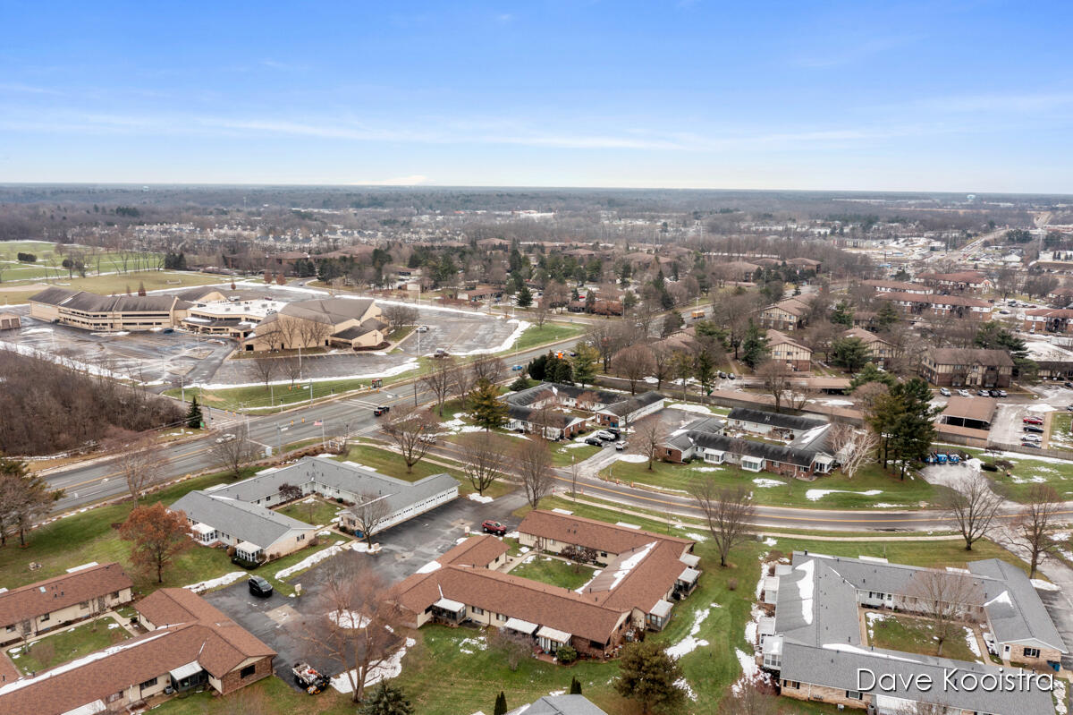 5064 Green Meadow Road Kalamazoo, MI 49009 - Photo 30 of 33 IMG_1028