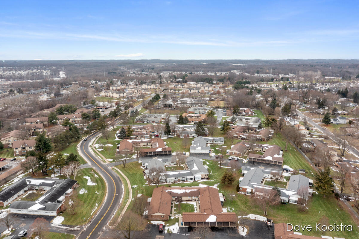 5064 Green Meadow Road Kalamazoo, MI 49009 - Photo 33 of 33 IMG_1031