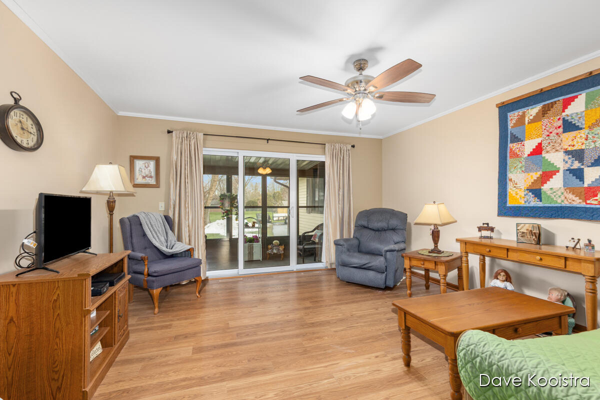 5064 Green Meadow Road Kalamazoo, MI 49009 - Photo 7 of 33 IMG_1002