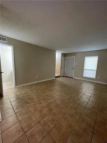 $1,300 | 4056 Durand Street, Unit 2, Metairie, LA 70001