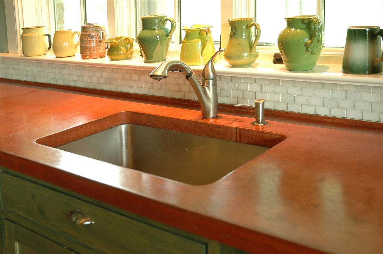 4981 Laurel Road Shipman, VA 22971 - Photo 13 of 34 a view of a sink and an umbrella