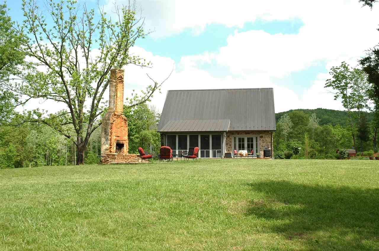 4981 Laurel Road Shipman, VA 22971 - Photo 29 of 34 a front view of house with yard and green space