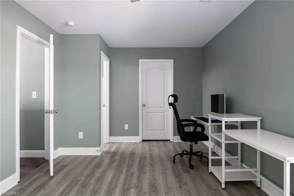 2929 Fernley Court High Point, NC 27262 - Photo 32 of 36