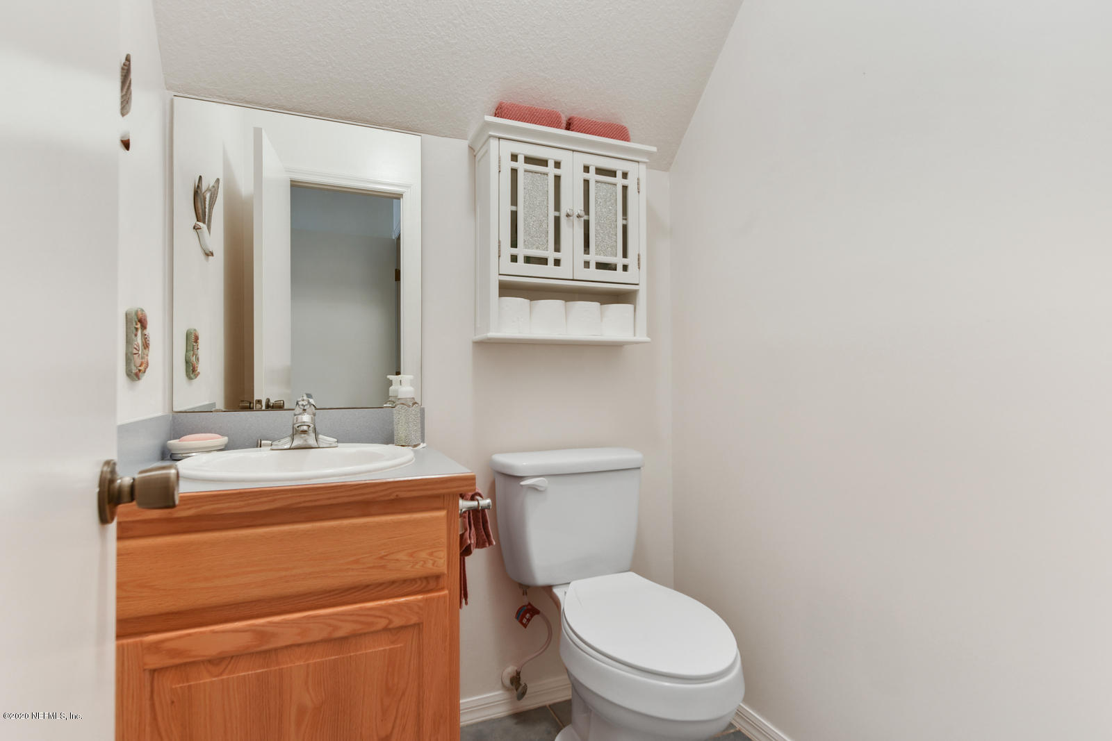 7668 Kings Canyon Road Keystone Heights, FL 32656 - Photo 22 of 30 Half Bathroom - Upstair