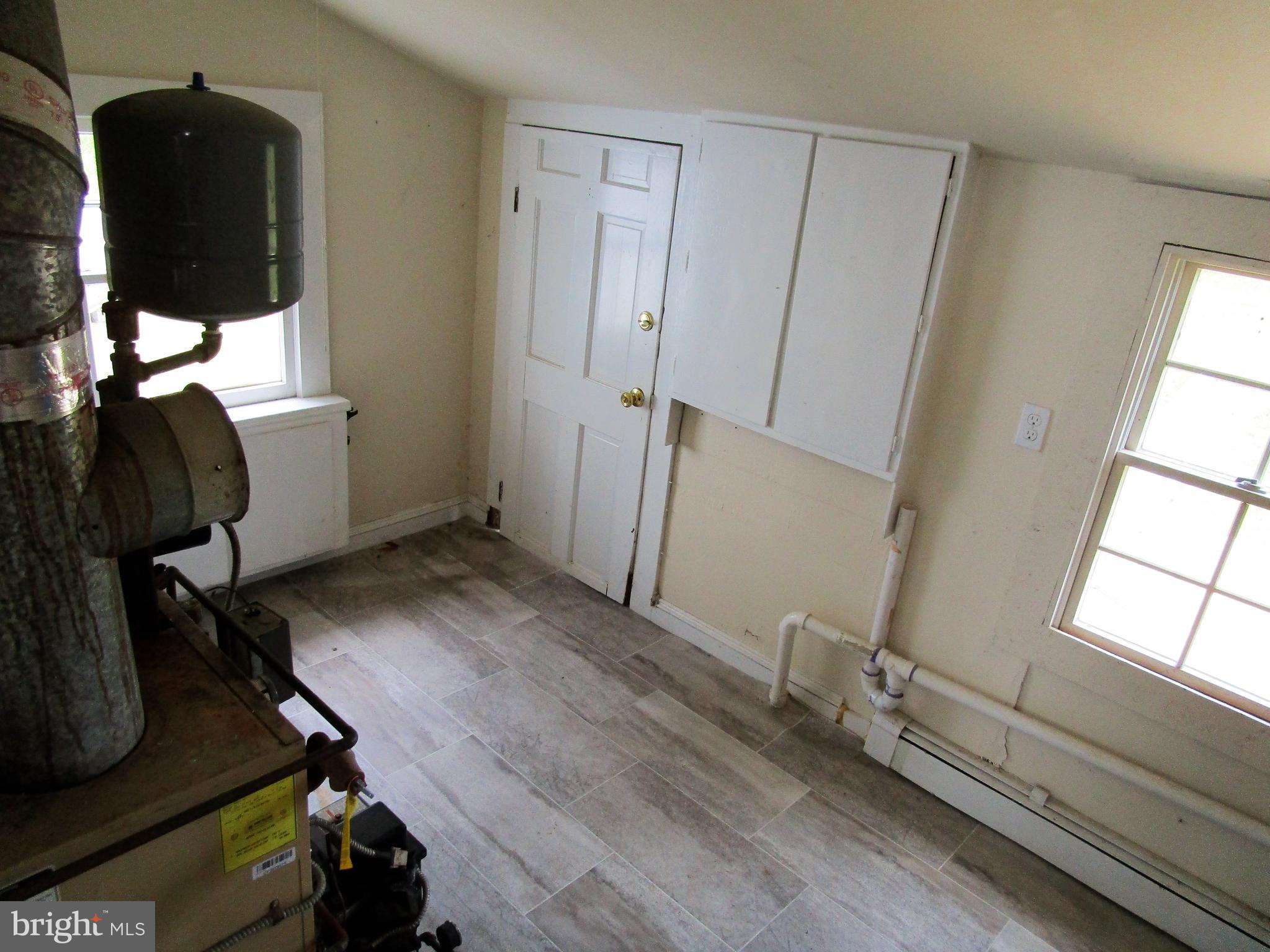 8330 Little Brown Road Eden, MD 21822 - Photo 12 of 34 Utility room
