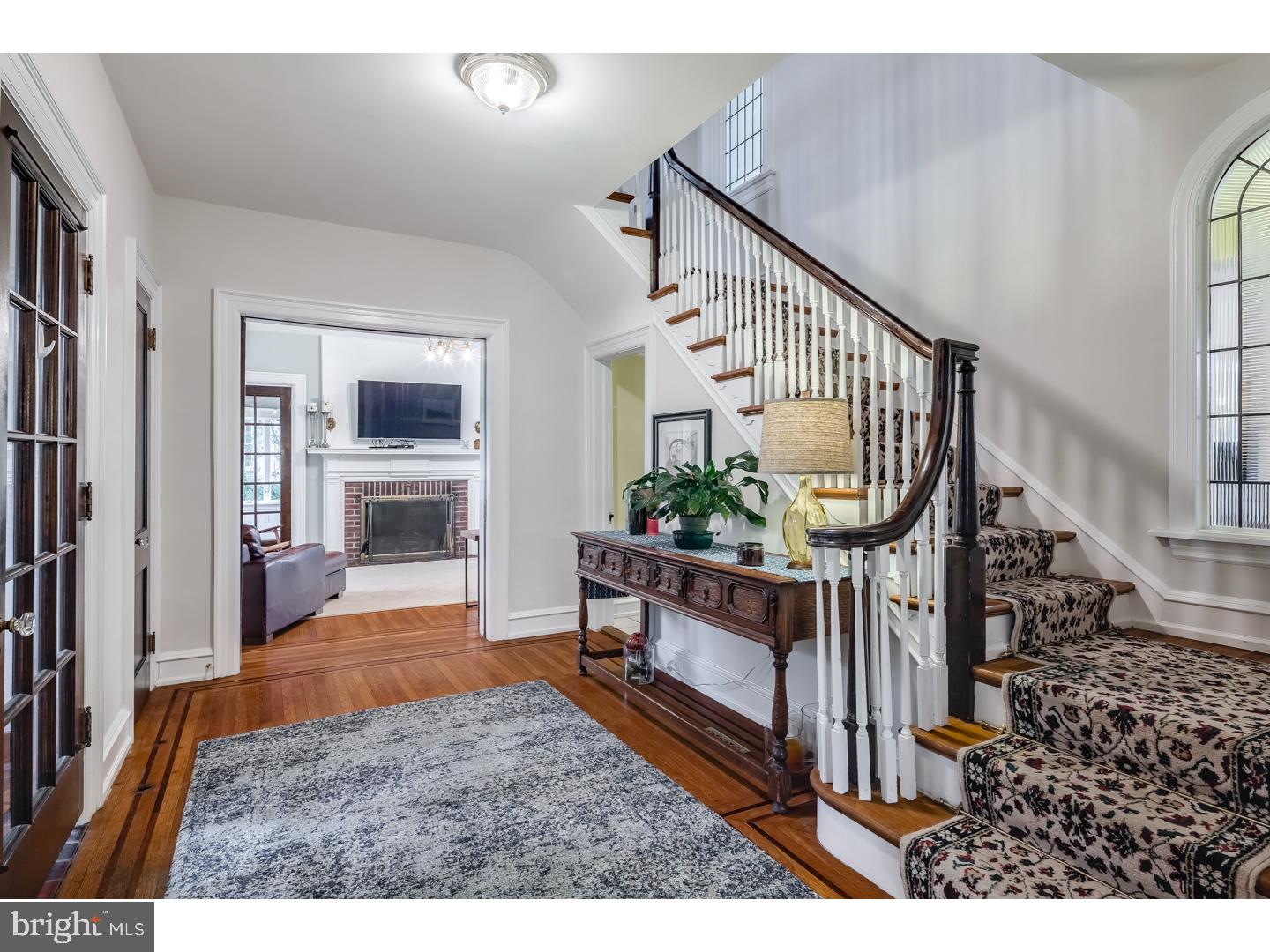 139 Merion Avenue Haddonfield, NJ 08033 - Photo 3 of 25 Foyer