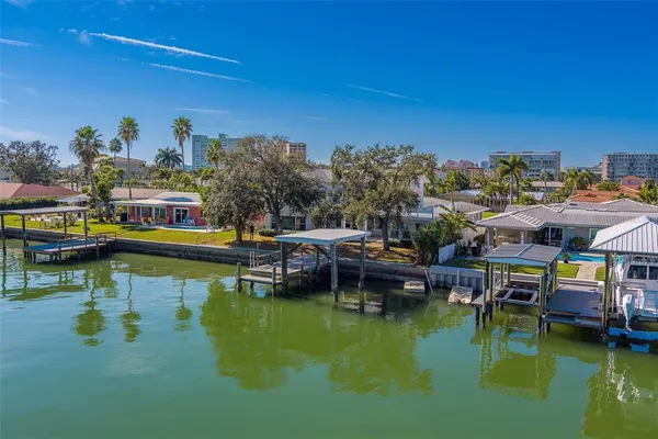 $2,349,900 | 207 Midway Island, Clearwater Beach, FL 33767