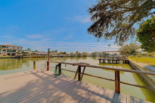 $2,349,900 | 207 Midway Island, Clearwater Beach, FL 33767