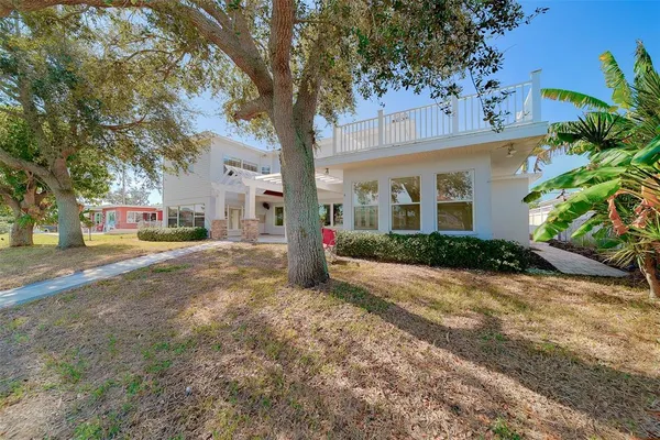 $2,349,900 | 207 Midway Island, Clearwater Beach, FL 33767