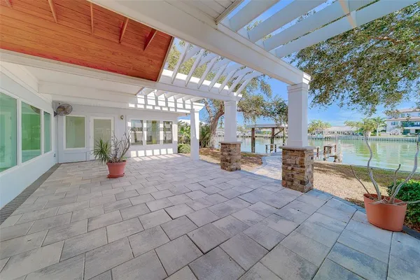 $2,349,900 | 207 Midway Island, Clearwater Beach, FL 33767