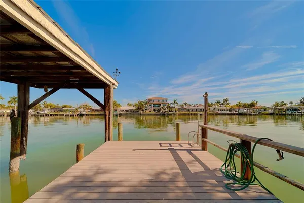$2,349,900 | 207 Midway Island, Clearwater Beach, FL 33767