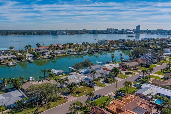 $2,349,900 | 207 Midway Island, Clearwater Beach, FL 33767