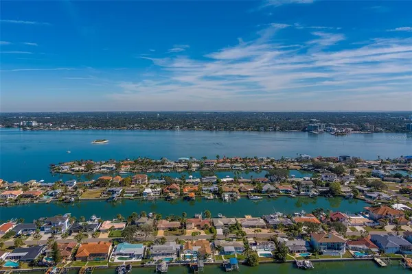 $2,349,900 | 207 Midway Island, Clearwater Beach, FL 33767