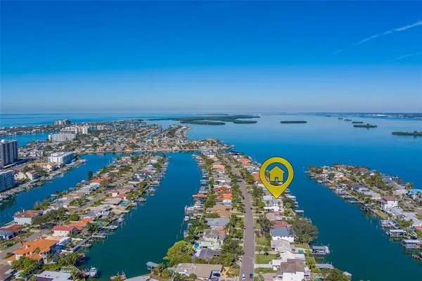 $2,349,900 | 207 Midway Island, Clearwater Beach, FL 33767