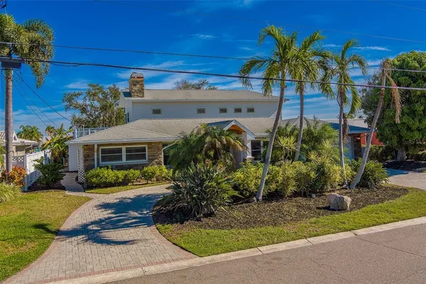 $2,349,900 | 207 Midway Island, Clearwater Beach, FL 33767