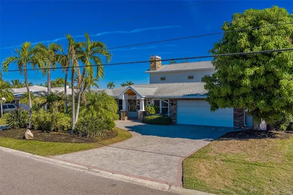 $2,349,900 | 207 Midway Island, Clearwater Beach, FL 33767