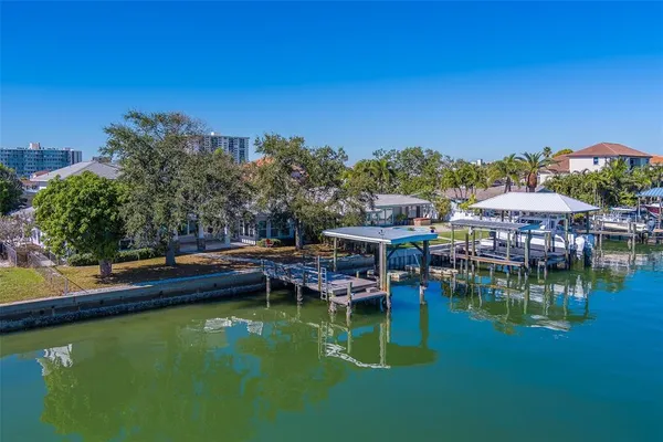 $2,349,900 | 207 Midway Island, Clearwater Beach, FL 33767