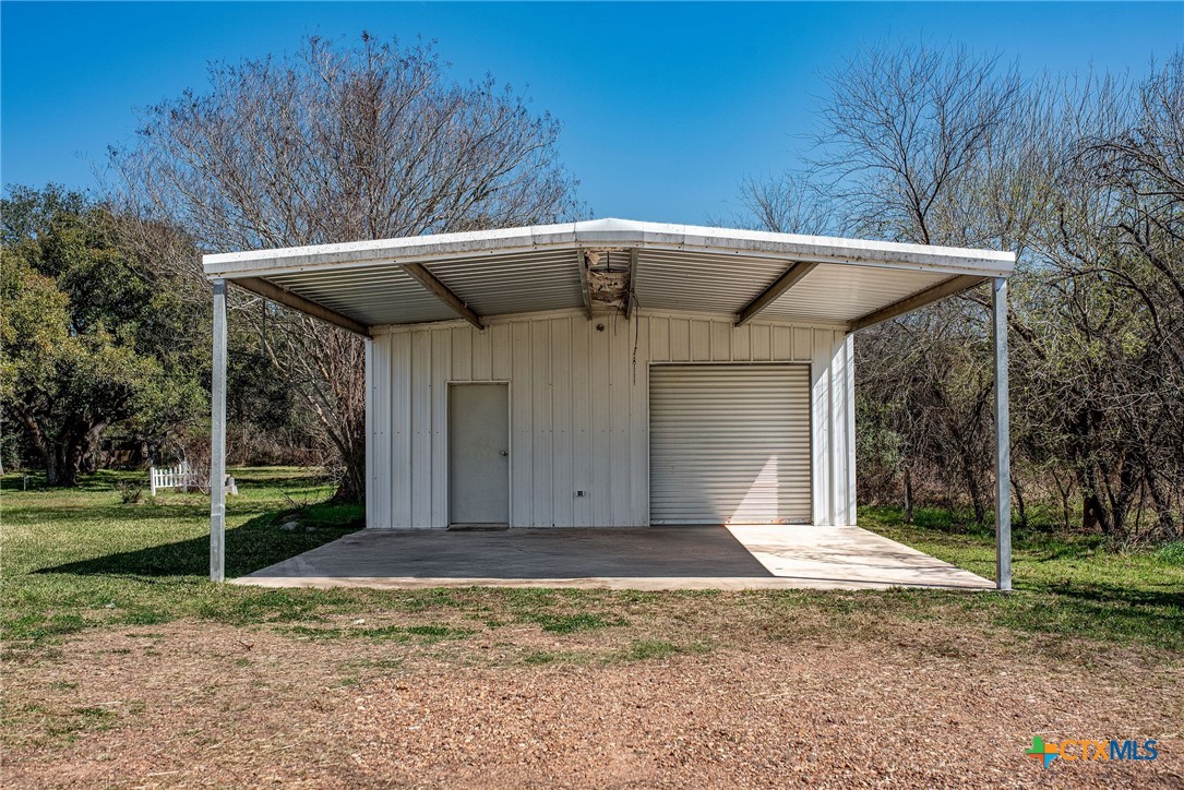 303 Garcitas Grove Road Inez, TX 77968 - Photo 31 of 39