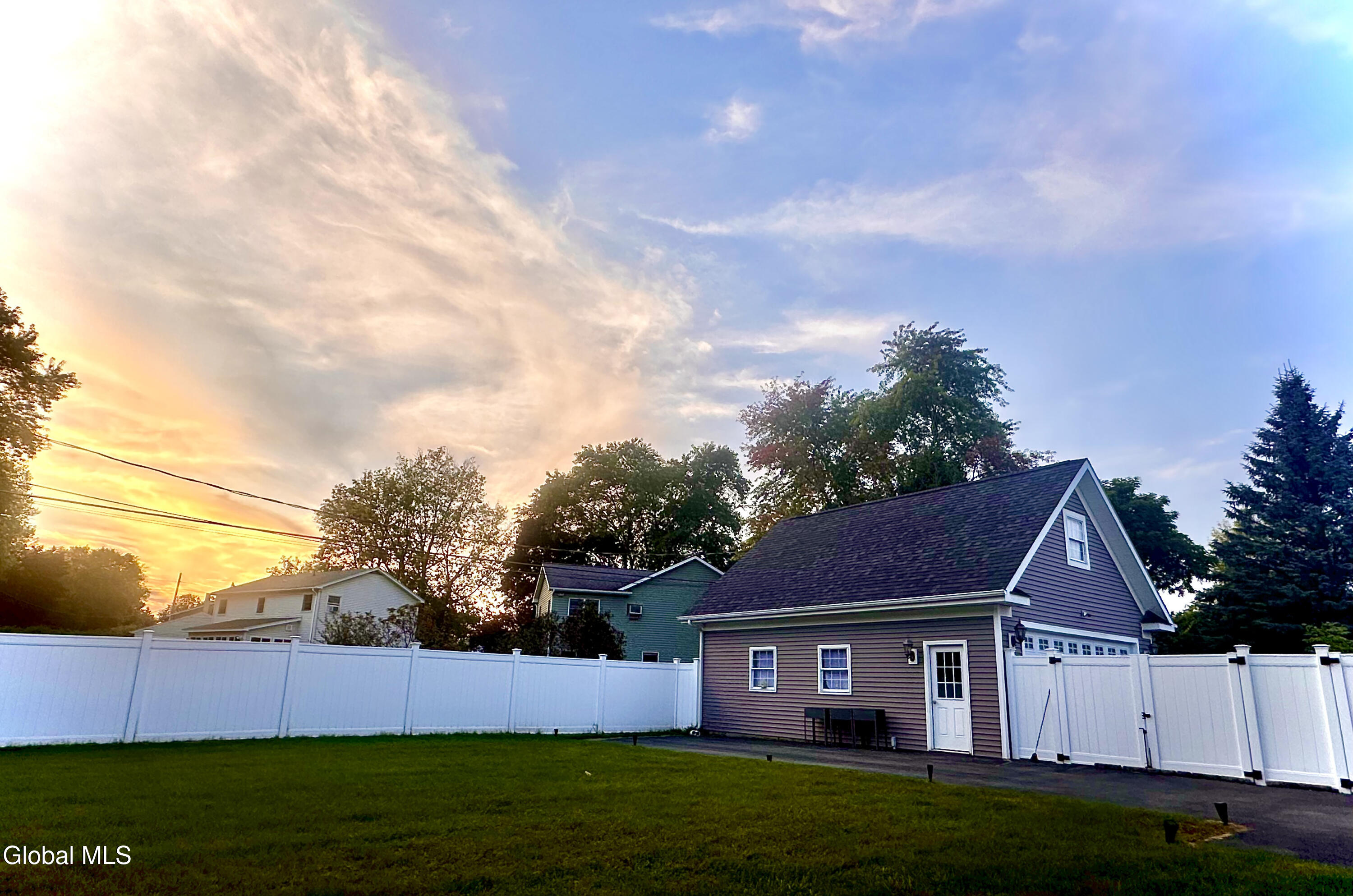 133 Prospect Avenue Plattsburgh, NY 12901 - Photo 16 of 97 IMG_3305