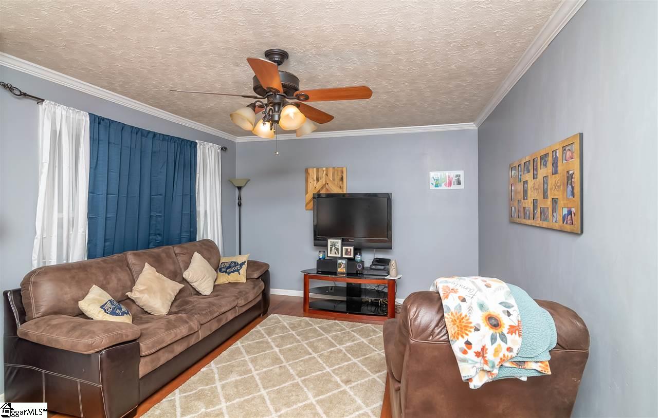 715 Bridwell Road Travelers Rest, SC 29690 - Photo 6 of 27 Gallery Image 6