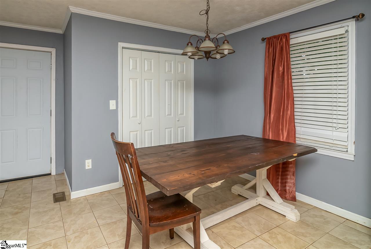 715 Bridwell Road Travelers Rest, SC 29690 - Photo 10 of 27 Gallery Image 10