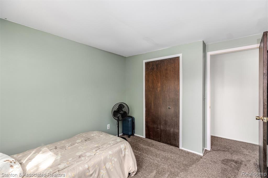 1710 Nakota Road Royal Oak, MI 48073 - Photo 17 of 24 Gallery Image 17