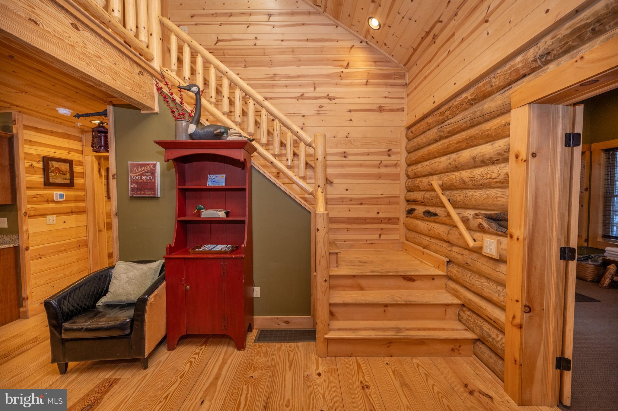 88 Gravelly Run Road McHenry, MD 21541 - Photo 38 of 79 a view of entryway with wooden floor