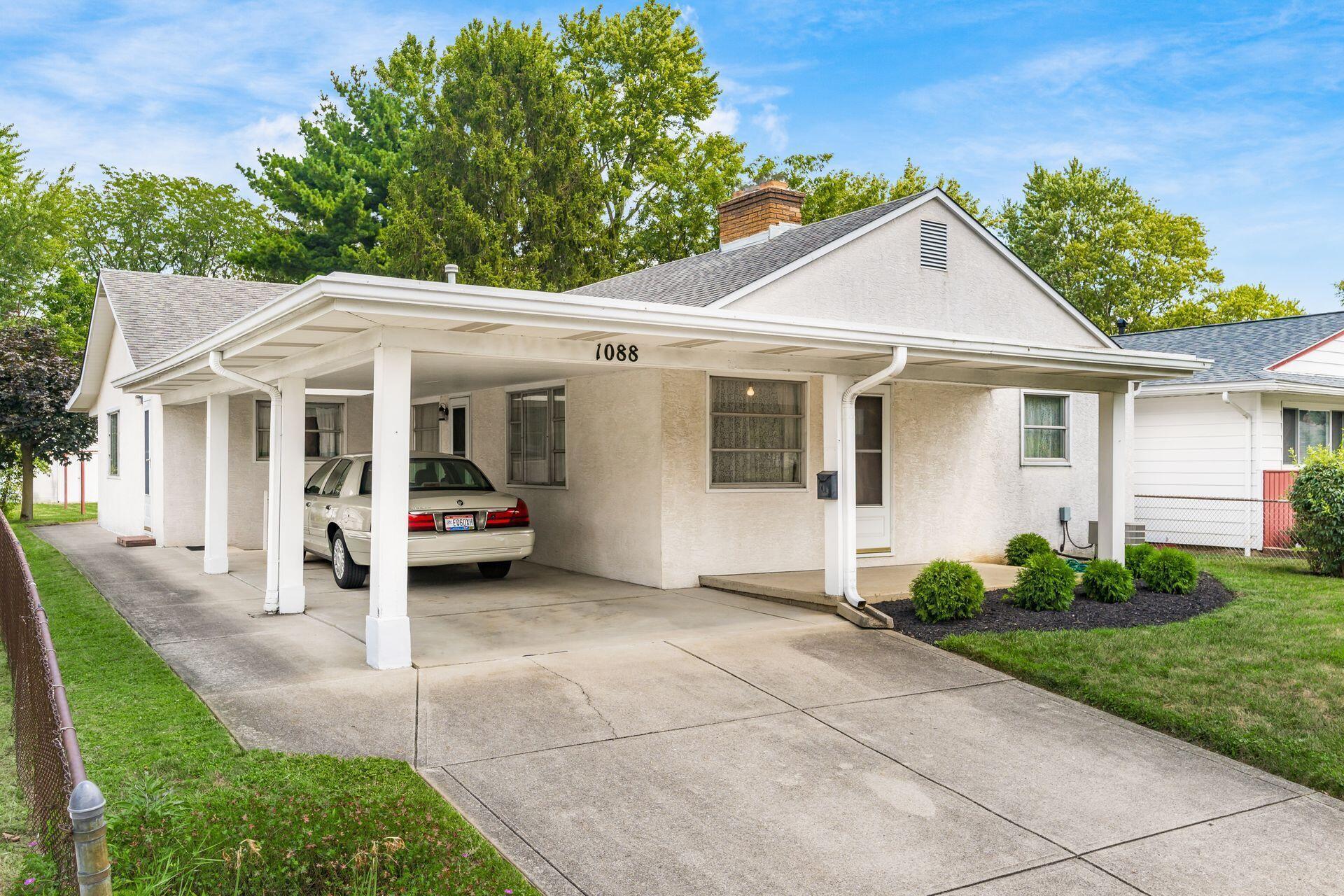 1088 Acton Road Columbus, OH 43224 - Photo 3 of 53 003_ Rd Columbus OH 43224 USA