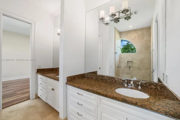 $4,995,000 | 6200 Southwest 130th Terrace, Pinecrest, FL 33156