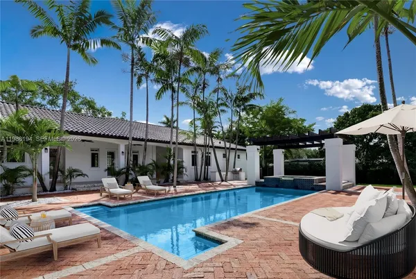 $4,995,000 | 6200 Southwest 130th Terrace, Pinecrest, FL 33156