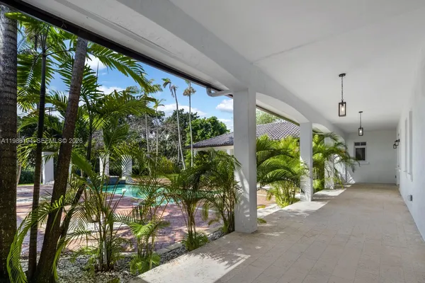 $4,995,000 | 6200 Southwest 130th Terrace, Pinecrest, FL 33156