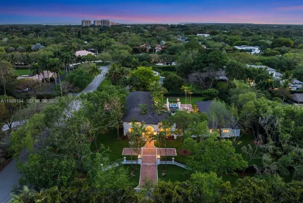 $4,995,000 | 6200 Southwest 130th Terrace, Pinecrest, FL 33156