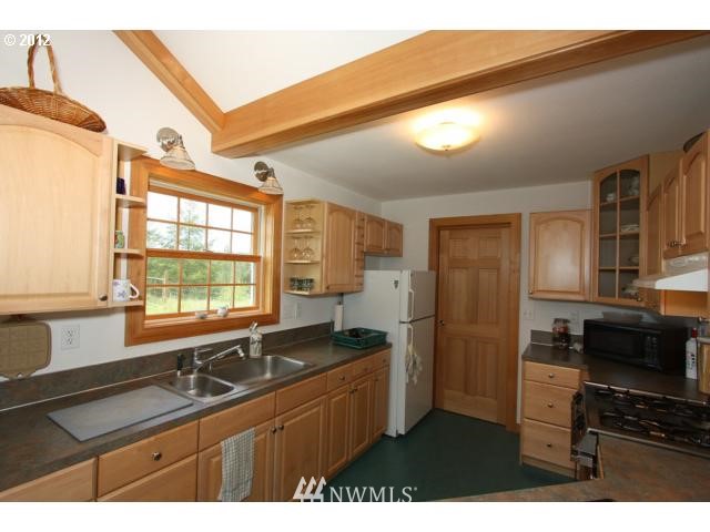 36110 Northeast Thompson Road Yacolt, WA 98675 - Photo 6 of 15 Gallery Image 6