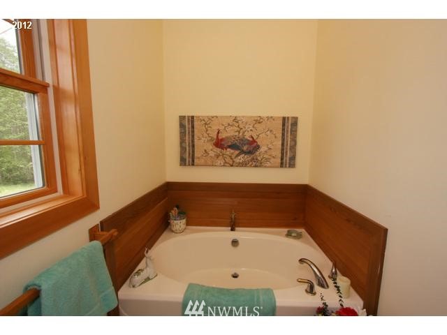 36110 Northeast Thompson Road Yacolt, WA 98675 - Photo 9 of 15 Gallery Image 9