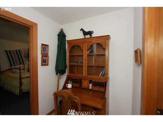 36110 Northeast Thompson Road Yacolt, WA 98675 - Photo 10 of 15 Gallery Image 10