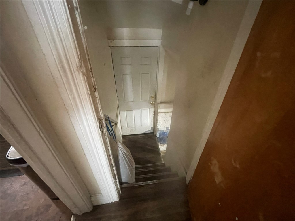 48 Fair Place Rochester, NY 14609 - Photo 18 of 49