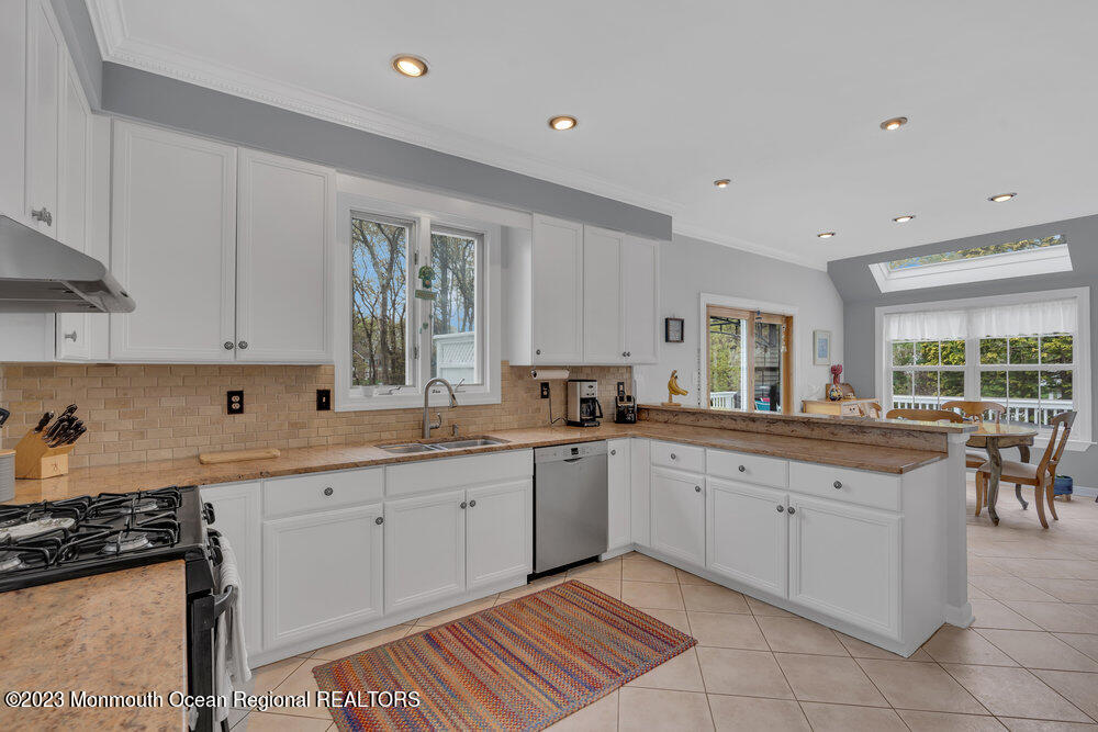1359 Winter View Road Manasquan, NJ 08736 - Photo 16 of 49 020_dsc02574