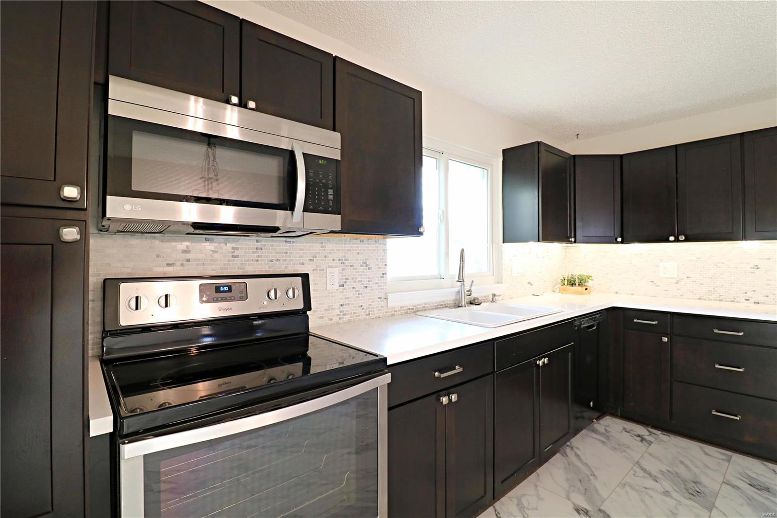 3016 Olde Post Road St. Louis, MO 63129 - Photo 12 of 63 Gallery Image 12