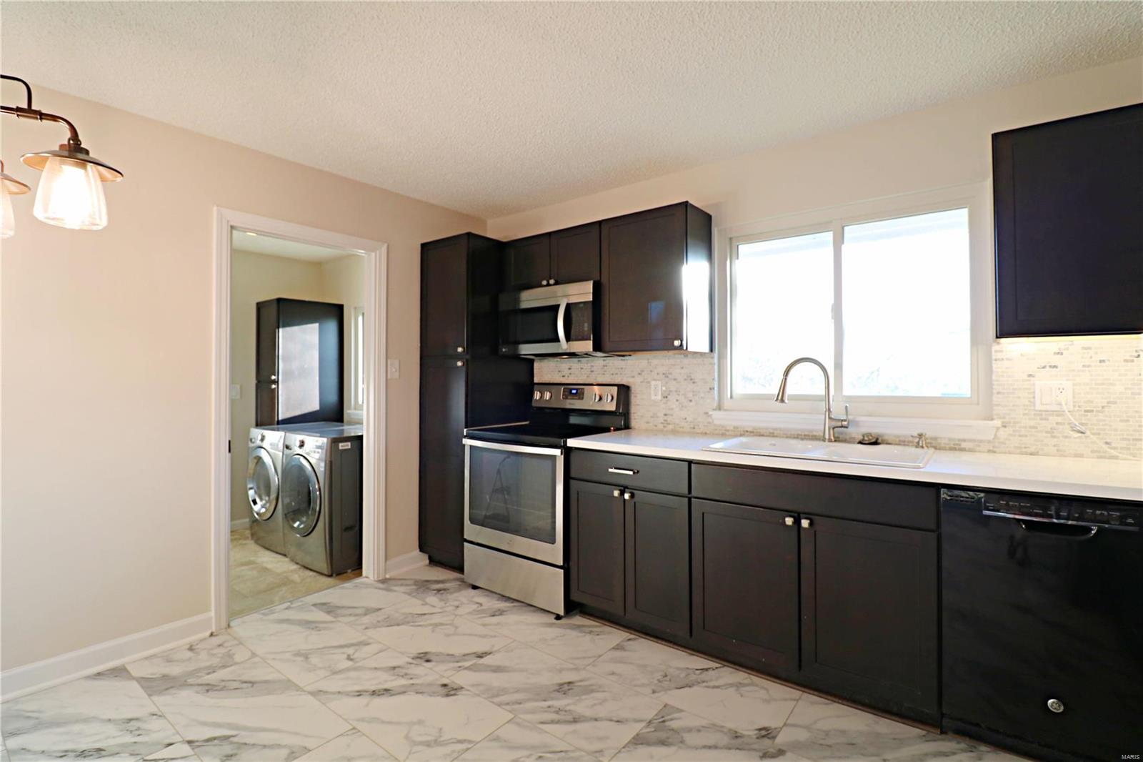 3016 Olde Post Road St. Louis, MO 63129 - Photo 13 of 63 Gallery Image 13