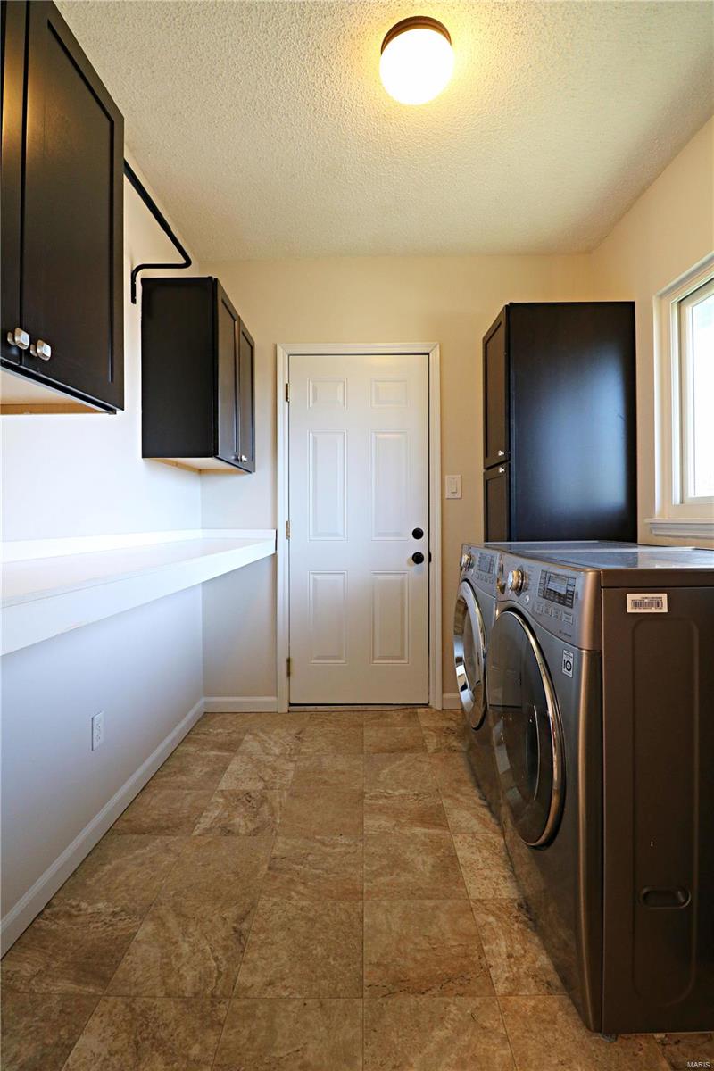 3016 Olde Post Road St. Louis, MO 63129 - Photo 15 of 63 Gallery Image 15