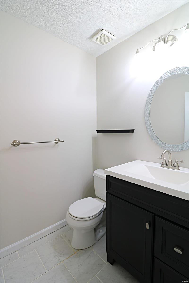 3016 Olde Post Road St. Louis, MO 63129 - Photo 18 of 63 Gallery Image 18