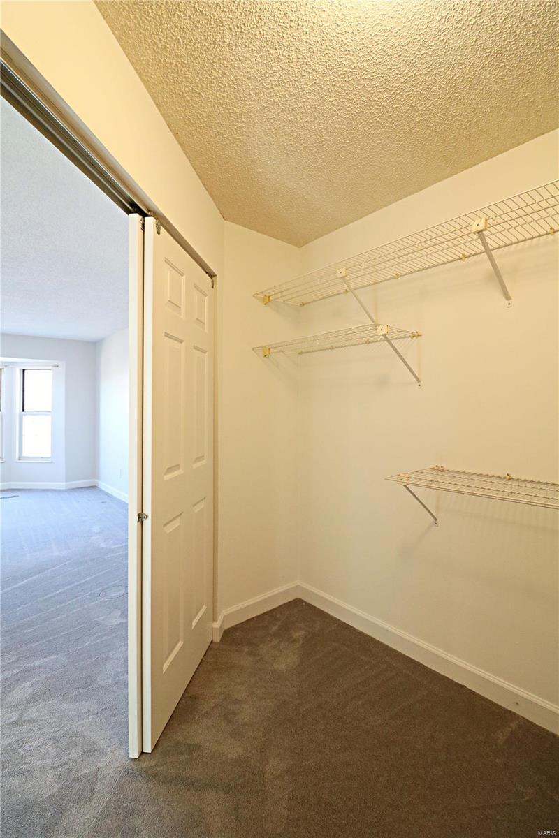 3016 Olde Post Road St. Louis, MO 63129 - Photo 34 of 63 Gallery Image 34