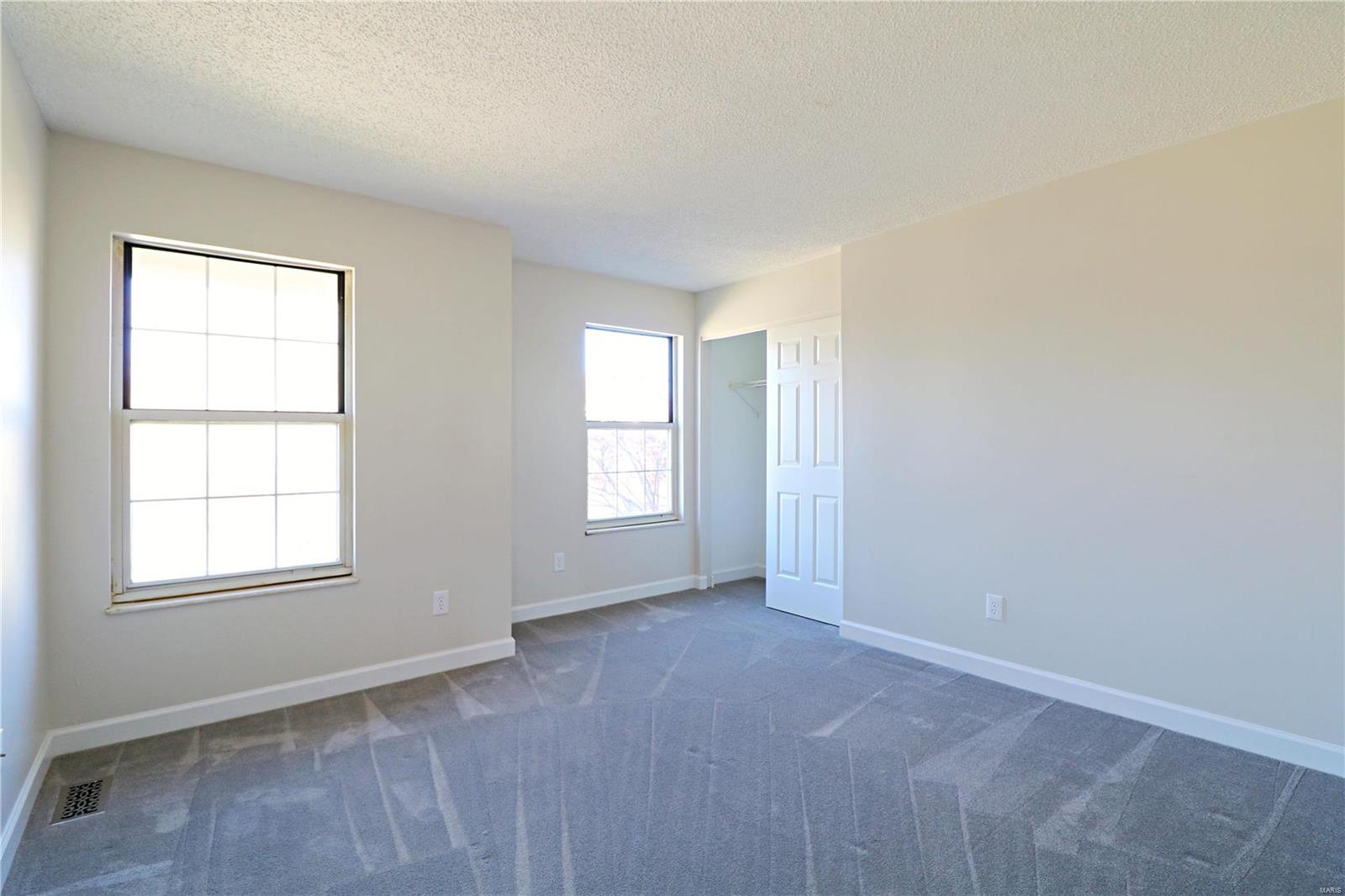 3016 Olde Post Road St. Louis, MO 63129 - Photo 39 of 63 Gallery Image 39