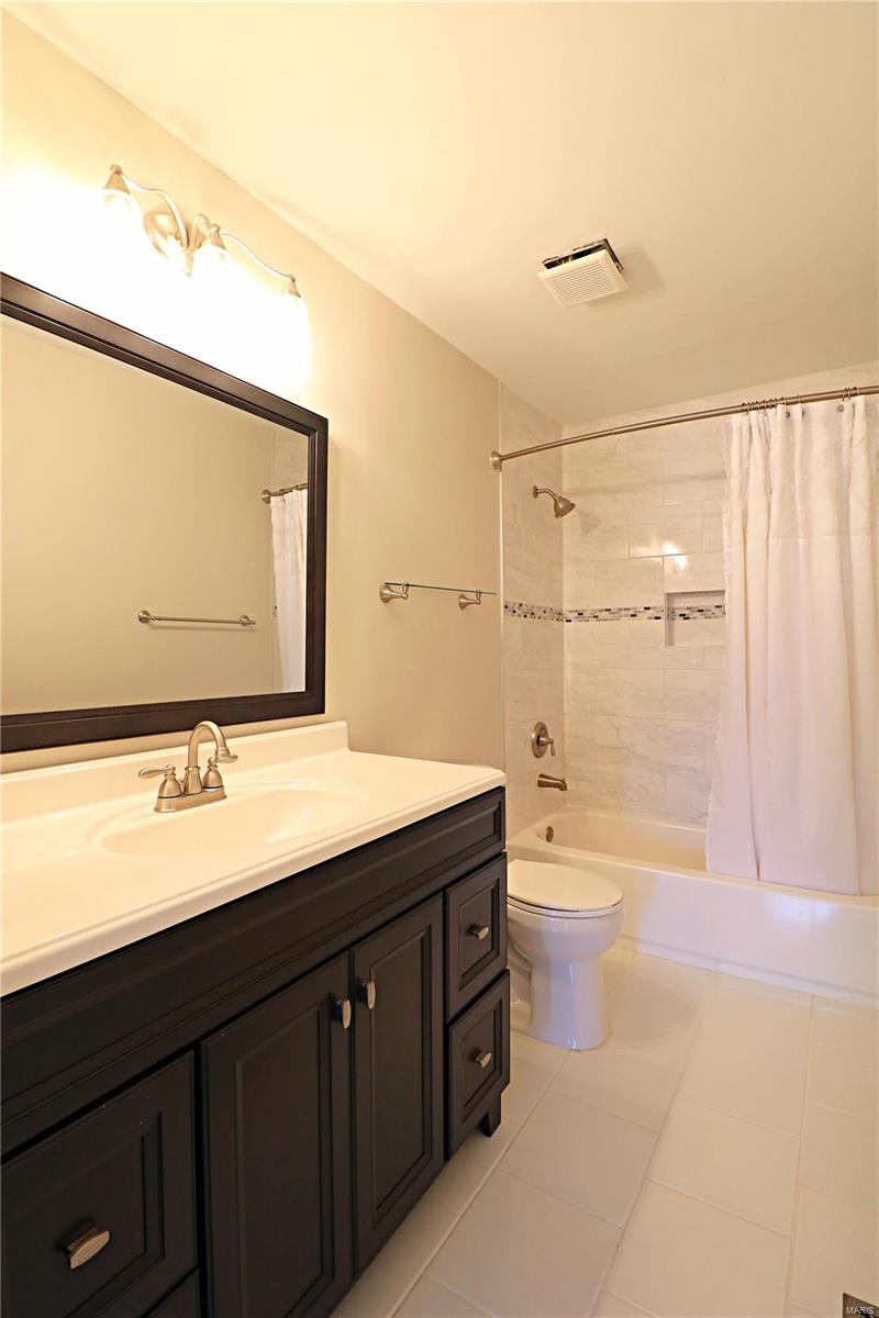 3016 Olde Post Road St. Louis, MO 63129 - Photo 43 of 63 Gallery Image 43
