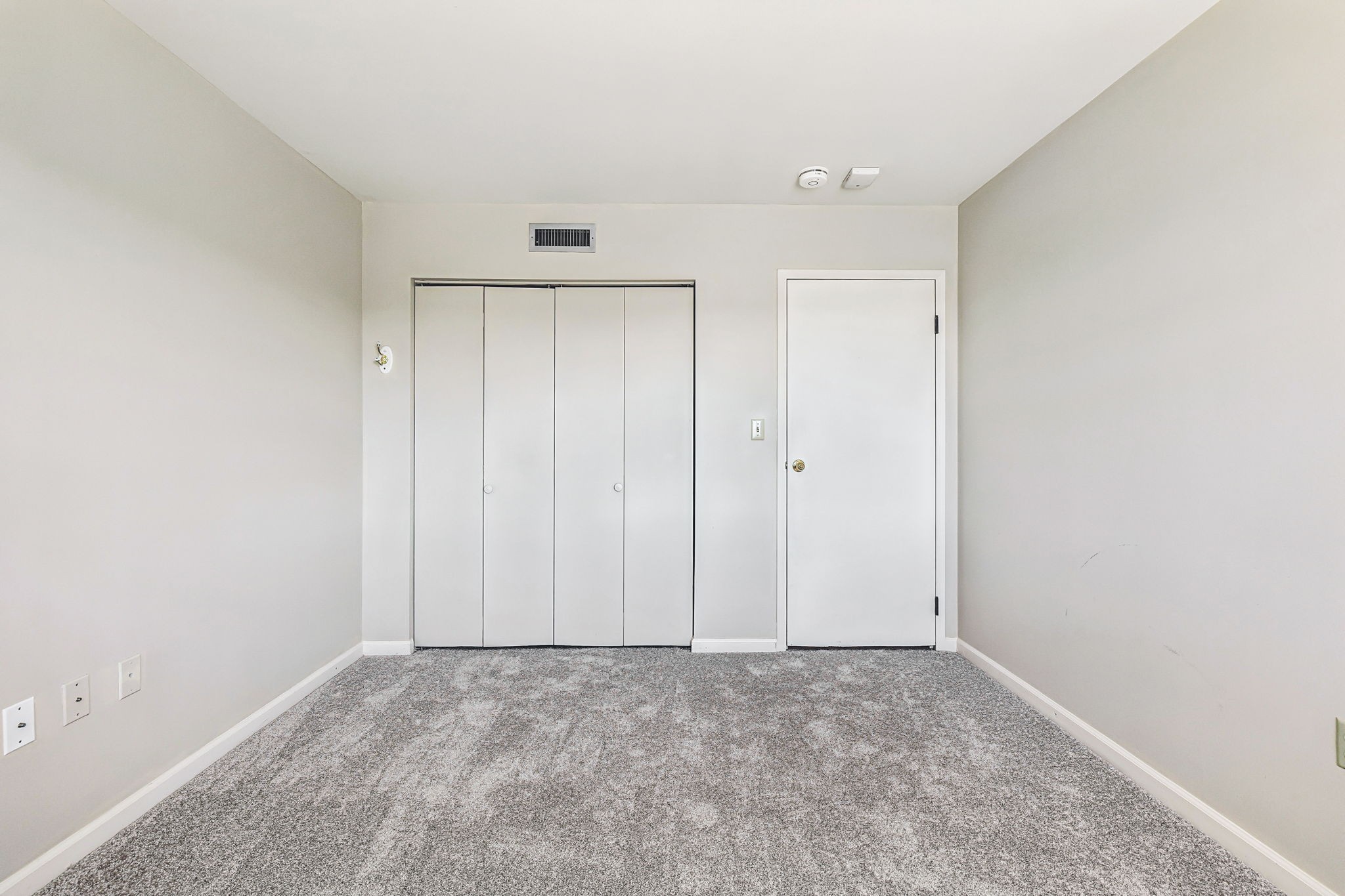 200 Sanders Ferry Road, Unit 2503 Hendersonville, TN 37075 - Photo 22 of 29 a view of an empty room